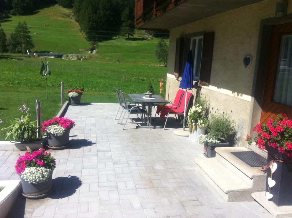 Apartment Enzian Saas-Grund Buitenkant foto